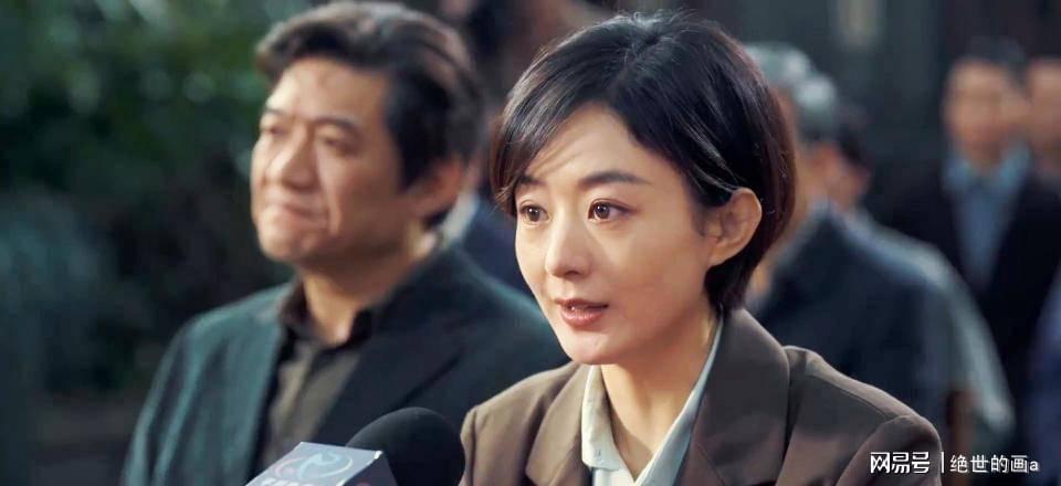 世界杯官网入口-看完《小城大事》再看《生命树》，我只想说：没有对比就没有伤害