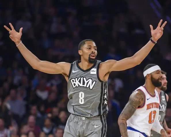 世界杯直播app安装-愿做火箭队第18人?32岁控卫自荐,愿联手申京+KD!底薪就能拿下